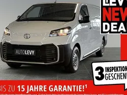 Weiß Gebraucht 2024 Toyota Proace Van | 32.490 € (Fairer Preis)