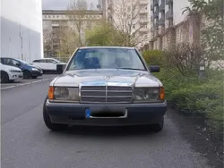 Mercedes 190