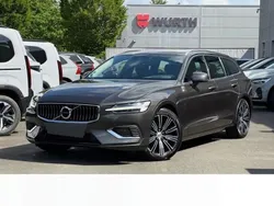 Grau Gebraucht 2022 Volvo V60 Inscription Kombi | 32.189 € (Fairer Preis)