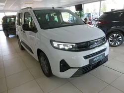 Weiß Neu 2025 Opel Combo Life Edition+ Limousine | 24.980 € (Fairer Preis)