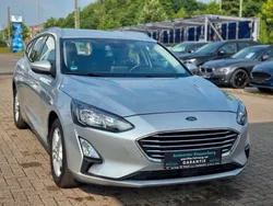 Silber Gebraucht 2022 Ford Focus Cool & Connect Kombi | 16.990 € (Superpreis)