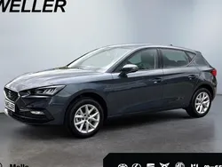 Grau Neu 2025 Seat Leon Limousine | 33.290 € (Etwas zu teuer)