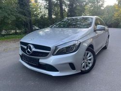 Silber Gebraucht 2015 Mercedes A180 Style Limousine | 11.990 € (Fairer Preis)