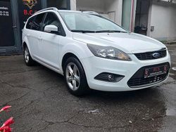 Weiß Gebraucht 2009 Ford Focus Kombi | 3.290 € (Etwas zu teuer)