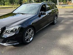 Schwarz Gebraucht 2014 Mercedes E350 Avantgarde Kombi | 13.999 € (Guter Preis)