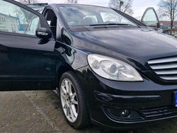 Schwarz Gebraucht 2006 Mercedes B170 Van / Kleinbus | 3.200 € (Guter Preis)