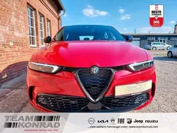 Rot Gebraucht 2023 Alfa Romeo Tonale Sprint SUV | 27.450 € (Fairer Preis)