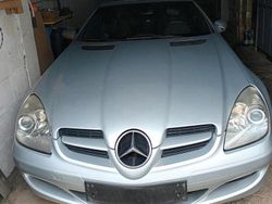 Silber Gebraucht 2004 Mercedes SLK200 Cabrio | 5.500 €