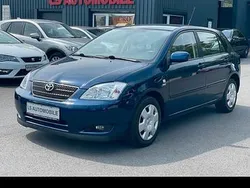 Blau Gebraucht 2003 Toyota Corolla Kombi | 4.800 € (Teuer)