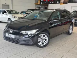 Schwarz Gebraucht 2022 VW Golf VIII Life Kombi | 19.900 € (Fairer Preis)