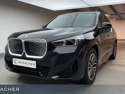 Schwarz Neu 2025 BMW iX1 Performance SUV | 54.990 € (Fairer Preis)
