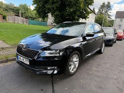 Schwarz Gebraucht 2017 Skoda Superb Ambition Kombi | 11.600 € (Fairer Preis)