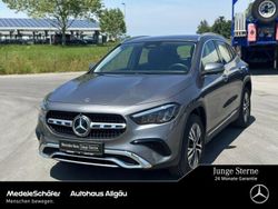 Lack mountaingrau (metallic) Gebraucht 2024 Mercedes GLA220 SUV | 42.249 € (Superpreis)