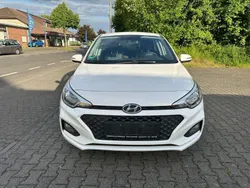 Weiß Gebraucht 2019 Hyundai i20 YES! Limousine | 8.650 € (Fairer Preis)