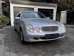 Silber Gebraucht 2002 Mercedes E200 Elegance Limousine | 3.200 € (Fairer Preis)