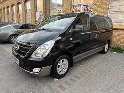 Schwarz Gebraucht 2015 Hyundai H-1 Van / Kleinbus | 10.500 € (Teuer)