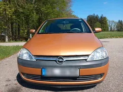Gelb Gebraucht 2002 Opel Corsa Kleinwagen | 800 € (Guter Preis)