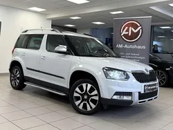 Weiß Gebraucht 2014 Skoda Yeti LAURIN & KLEMENT SUV | 7.995 €