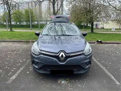 Grau Gebraucht 2017 Renault Clio GrandTour Bose Edition Kombi | 8.900 € (Fairer Preis)