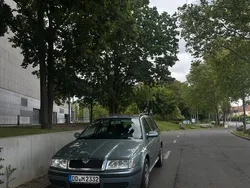 Silber Gebraucht 2005 Skoda Octavia Tour Kombi | 1.000 € (Superpreis)