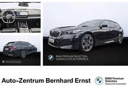 Saphirschwarz metallic Gebraucht 2024 BMW 540 M Sport Kombi | 67.900 €