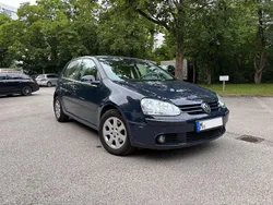 Blau Gebraucht 2004 VW Golf V Limousine | 4.100 € (Etwas zu teuer)