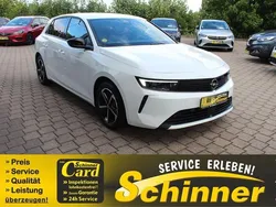 Weiß Gebraucht 2025 Opel Astra Edition Limousine | 22.100 € (Superpreis)