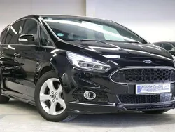 Schwarz Gebraucht 2018 Ford S-MAX ST-Line Van / Kleinbus | 16.790 € (Etwas zu teuer)