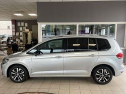 Silber Gebraucht 2020 VW Touran IQ Drive Van / Kleinbus | 20.990 € (Fairer Preis)