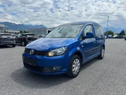 Blau Gebraucht 2011 VW Caddy Trendline Van / Kleinbus | 4.499 € (Guter Preis)
