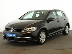 Deep black perleffekt Gebraucht 2019 VW Golf Comfortline SUV | 17.780 €