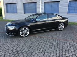 Schwarz Gebraucht 2015 Audi S8 Ambiente Limousine | 29.700 € (Guter Preis)