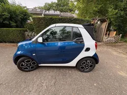 Blau Gebraucht 2018 Smart ForTwo Electric Drive Passion Cabrio | 10.500 € (Etwas zu teuer)