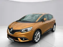 Gelb Gebraucht 2018 Renault Scénic IV Experience Van / Kleinbus | 13.990 € (Fairer Preis)