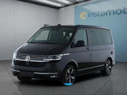 Schwarz Gebraucht 2023 VW California California Van | 74.649 € (Fairer Preis)