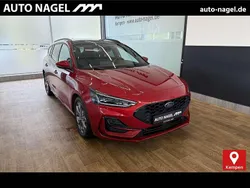 Rot Gebraucht 2023 Ford Focus ST-Line Kombi | 22.876 € (Guter Preis)