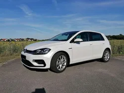 Weiß Gebraucht 2019 VW Golf VII Highline Limousine | 19.000 € (Fairer Preis)