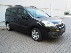 Gebraucht 2015 Peugeot Partner Tepee Allure Van / Kleinbus | 9.490 € (Guter Preis)