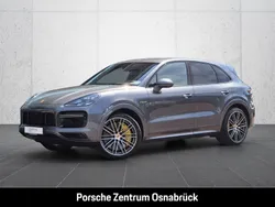 Quarzitgraumetallic Gebraucht 2021 Porsche Cayenne Turbo S Sport SUV | 107.900 € (Fairer Preis)