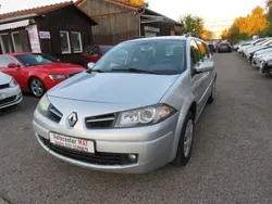 Grau Gebraucht 2009 Renault Mégane III Avantage Limousine | 2.950 € (Guter Preis)