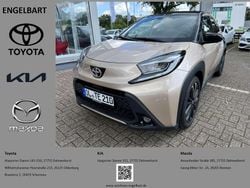 Ginger beige / night sky black Gebraucht 2022 Toyota Aygo Style Kleinwagen | 16.450 € (Guter Preis)