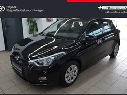 Schwarz Gebraucht 2018 Hyundai i20 Select Kleinwagen | 10.940 € (Fairer Preis)