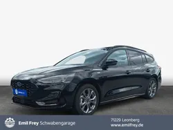 Schwarz Gebraucht 2023 Ford Focus ST-Line Kombi | 24.700 € (Guter Preis)