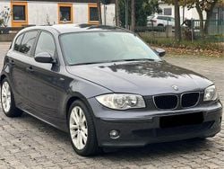 Grau Gebraucht 2005 BMW 118 Kleinwagen | 4.800 € (Fairer Preis)