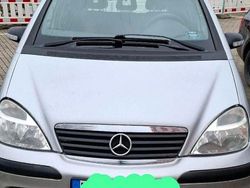 Silber Gebraucht 2003 Mercedes A140 Classic Van / Kleinbus | 1.799 € (Fairer Preis)