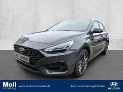 Grau Neu 2024 Hyundai i30 Advantage Limousine | 25.890 € (Guter Preis)