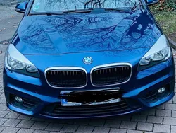 Blau Gebraucht 2015 BMW 218 Active Tourer Van / Kleinbus | 10.500 € (Guter Preis)