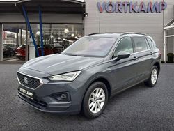 Delfingrau (metallic) Gebraucht 2022 Seat Tarraco Style SUV | 24.980 € (Fairer Preis)
