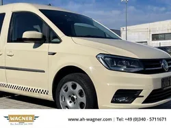 Gelb Gebraucht 2017 VW Caddy Trendline Van / Kleinbus | 6.499 €