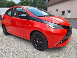 Orange Gebraucht 2014 Toyota Aygo X-cite Kleinwagen | 6.799 € (Guter Preis)